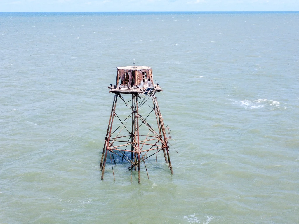 Les vestiges du phare de Waldam