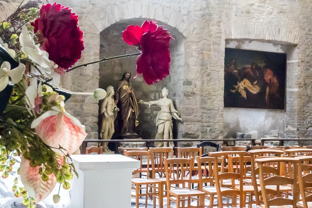Notre-Dame de Calais est une église très lumineuse