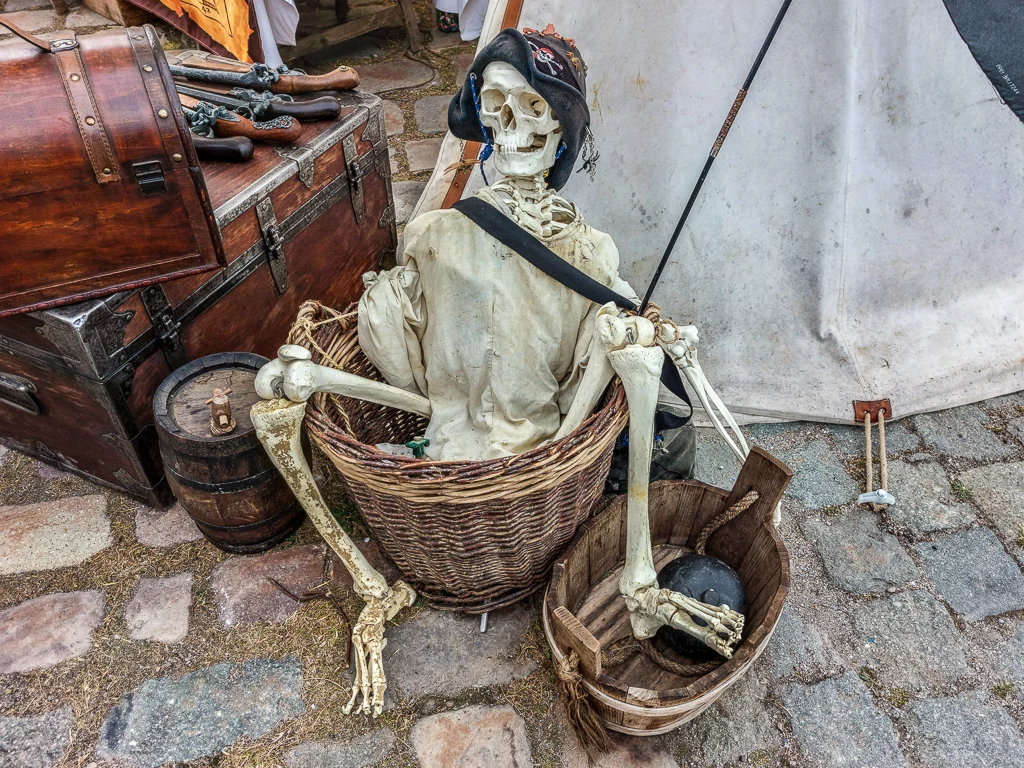 Le squelette d'un corsaire qui n'a pas été sage