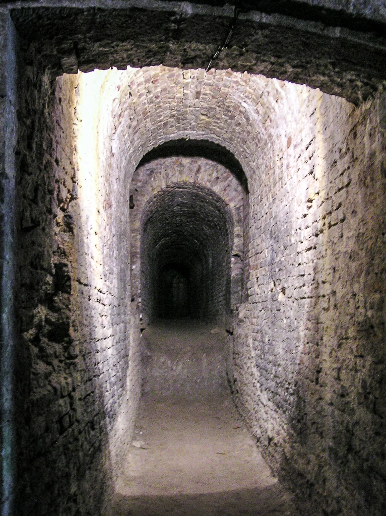 L'intérieur des remparts du Fort Nieulay de Calais