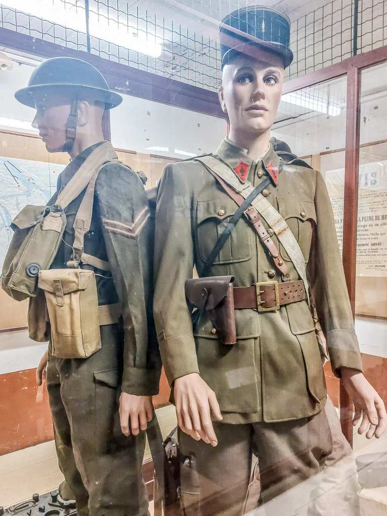 En uniforme de l'armée française