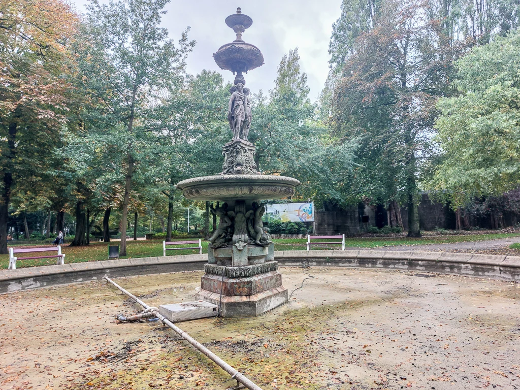 La Fontaine des Trois Grâces du parc St-Pierre de Calais