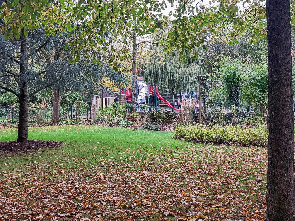 L'aire de jeux du parc Saint-Pierre de Calais