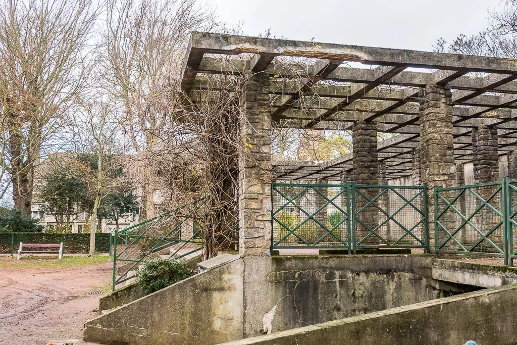 Le pauvre kiosque à musique du parc Richelieu