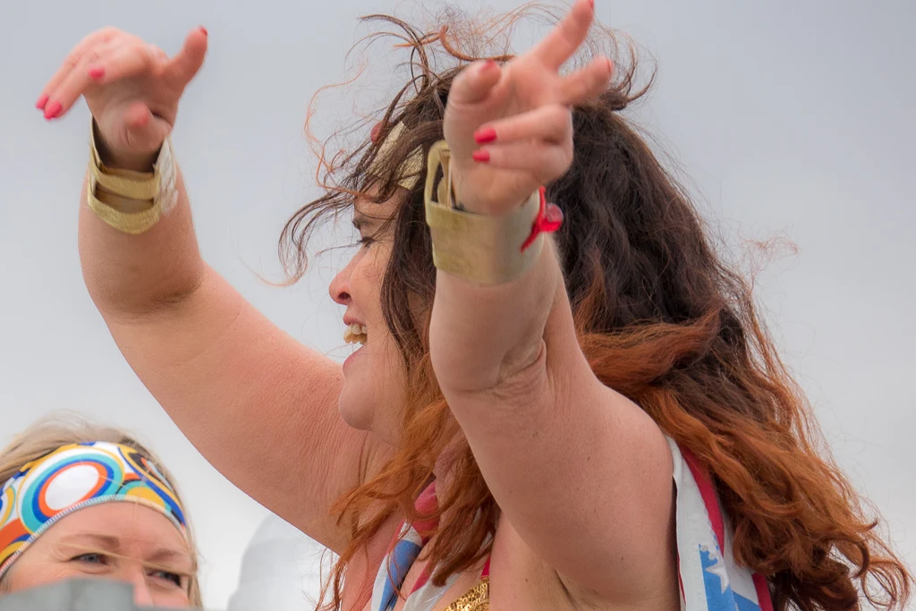 On danse pour l'échauffement du Bain Décalais