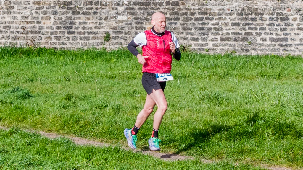 Au pied du rempart du Fort Nieulay de Calais