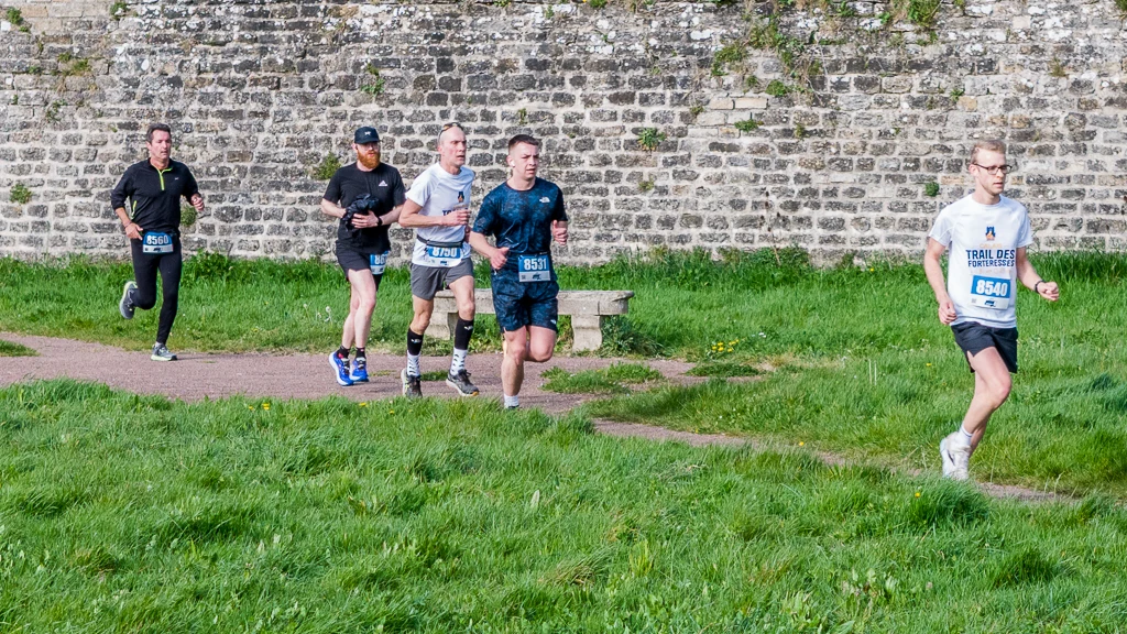 Au pied du rempart du Fort Nieulay de Calais