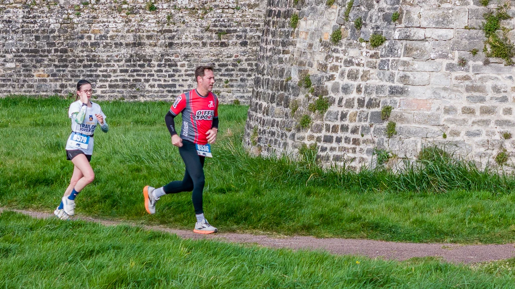 Au pied du rempart du Fort Nieulay de Calais
