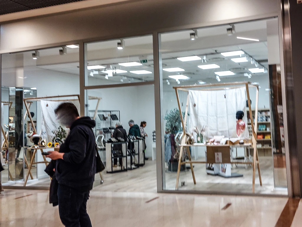 La nouvelle boutique "sans nom" d'articles de mode de Calais Cœur de Vie