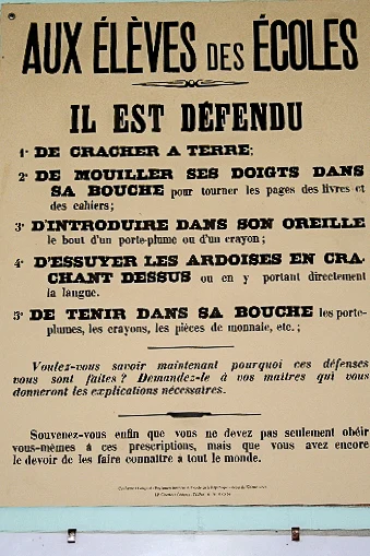 Le règlement de la classe d'école des années 1960
