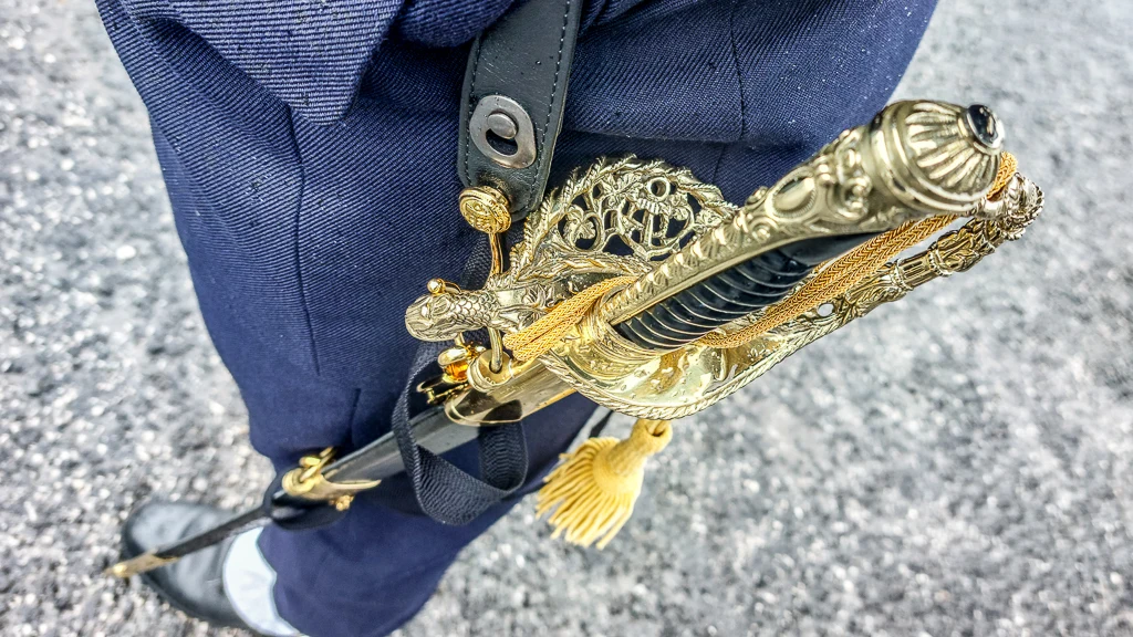 Un sabre de la Marine Nationale